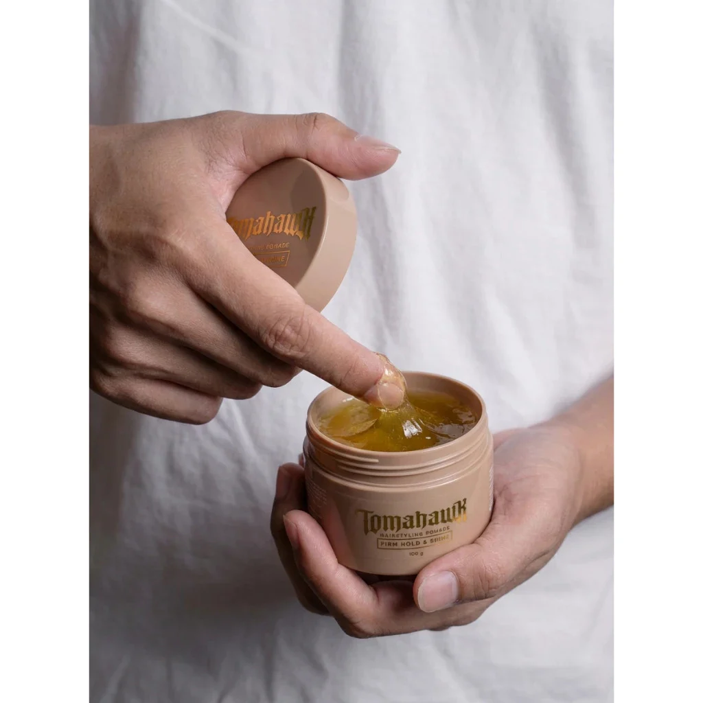 TOMAHAWK POMADE FIRM HOLD&SHINE - Image 9